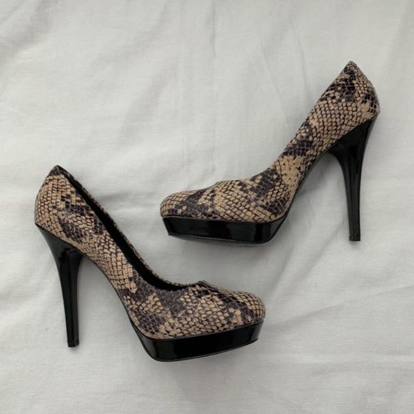 ARTURO CHIANG Snake Print Heels 8.5 - Picture 6 of 7
